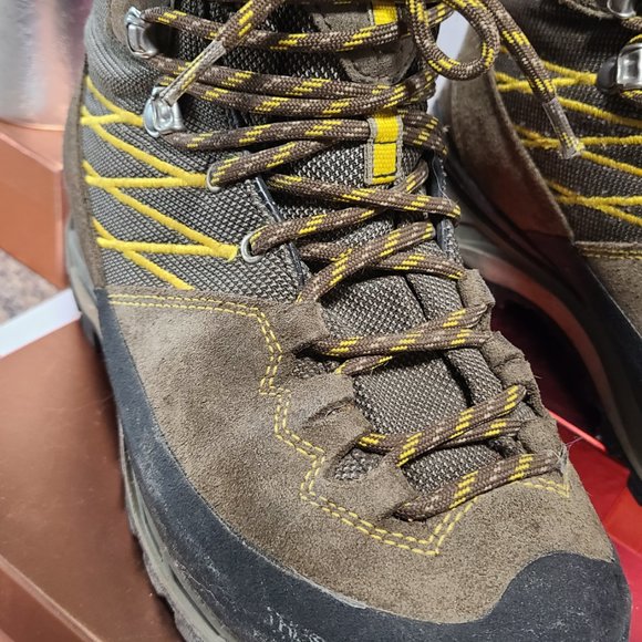 The North Face Hedgehog Fastpack Mid GTX Hiking Waterproof Boot Grey Sz 9 Women - Picture 2 of 11